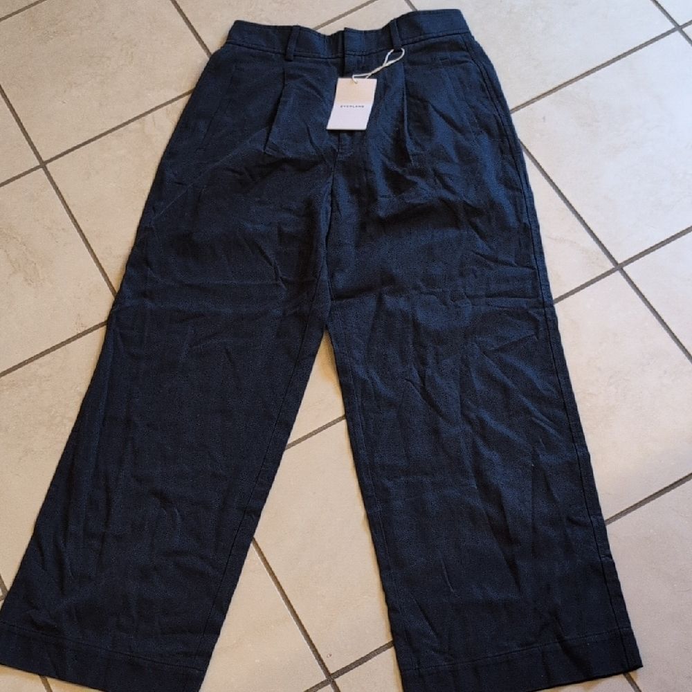 NWT Everlane The Draper Pleated Pant in Buttersmooth Navy Blue Wide Leg Size 4S - Picture 2 of 14